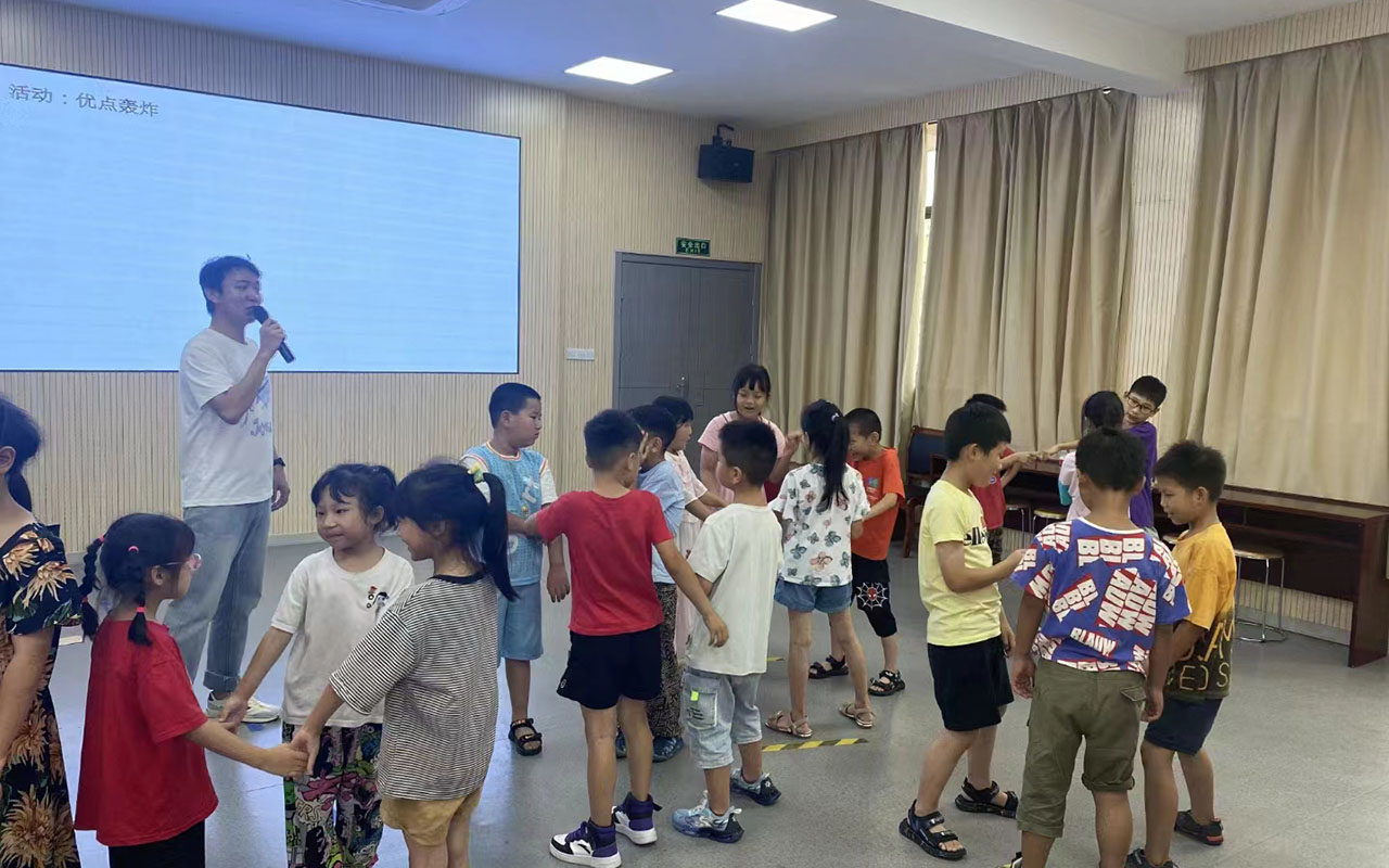 泰安龙观乡中心学校